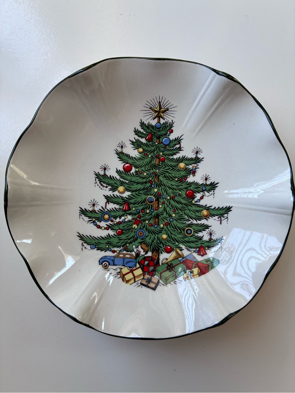 Cuthbertson Original Christmas Tree Fluted Holiday Candy Dish